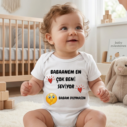 Babaannem Beni Çok Seviyor Tasarımlı Eğlenceli Bebek Body Zıbın
