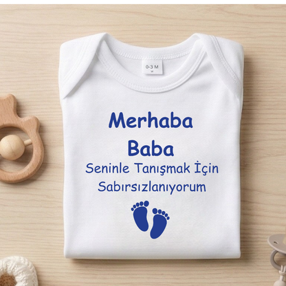 Babaya Hamilelik Müjdesi Temalı Bebek Zıbını - "Merhaba Baba" Hediyesi